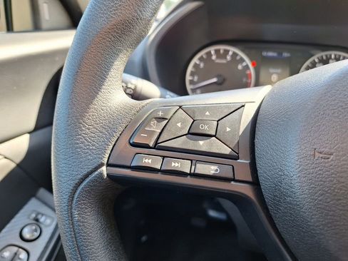 Used 2024 Nissan Sentra S image 17