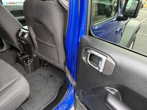 Used 2020 Jeep Wrangler Unlimited Sport S image 12