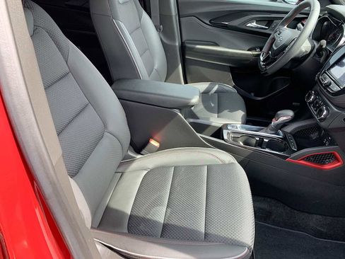 Certified 2023 Chevrolet TrailBlazer RS w/ Technology Package image 26