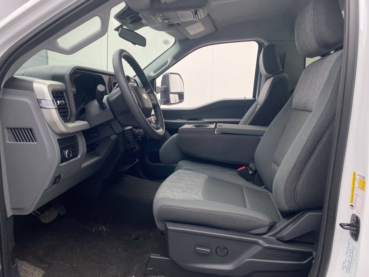 New 2026 Ford F250 XLT w/ 360-Degree Camera Package AWD/4WD image 14