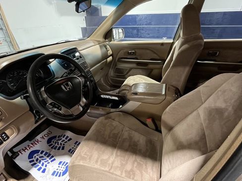 Used 2014 Chevrolet Traverse LT image 5