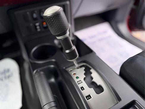 Used 2008 Toyota FJ Cruiser 4WD image 22