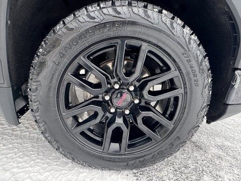 Used 2023 GMC Sierra 1500 Elevation w/ X31 Off-Road Package AWD/4WD image 43