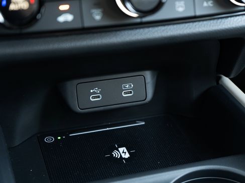 Certified 2026 Honda HR-V LX image 35