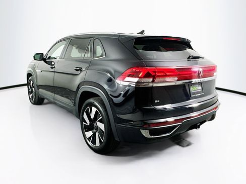 Used 2024 Volkswagen Atlas Cross Sport SE image 5