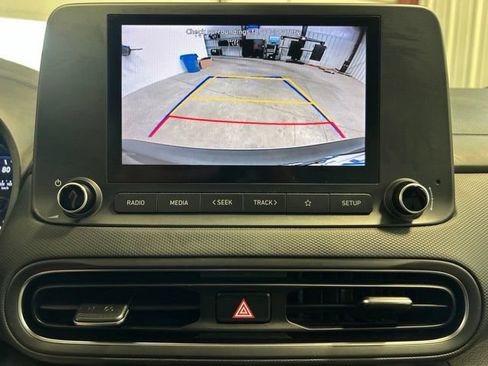 Used 2023 Hyundai Kona SEL AWD/4WD image 29