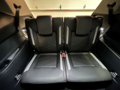 New 2026 Volkswagen Atlas Peak Edition AWD/4WD image 26