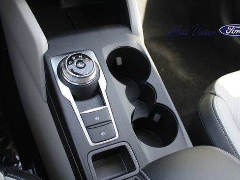 New 2025 Ford Escape SE image 12