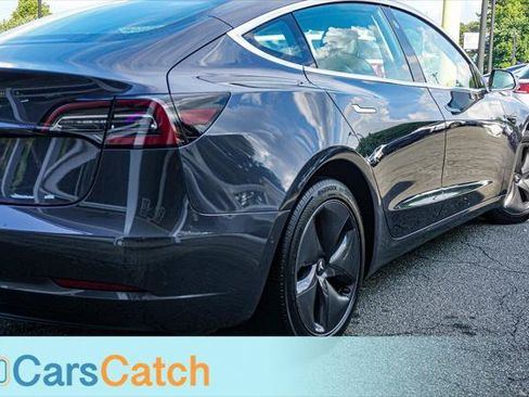Used 2019 Tesla Model 3 Mid Range RWD image 5