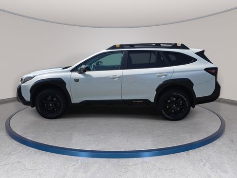 Used 2022 Subaru Outback Wilderness w/ Wilderness Package image 8