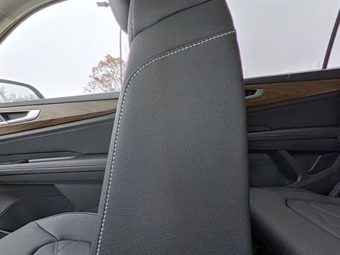 New 2026 Volkswagen Atlas SE FWD image 27