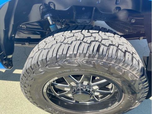 Used 2020 Toyota Tundra SR5 w/ TRD Off-Road Package image 13