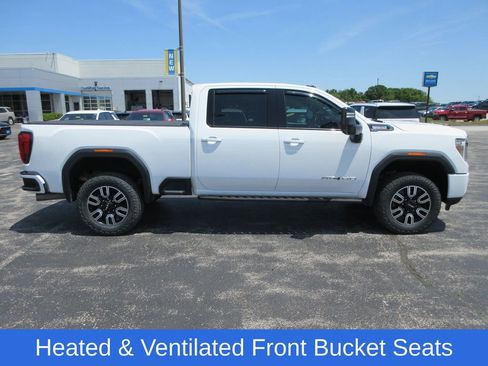 Certified 2022 GMC Sierra 2500 AT4 w/ AT4 Preferred Package AWD/4WD image 6