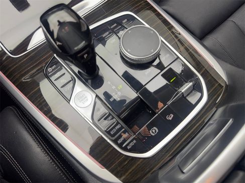 Used 2019 BMW X7 xDrive40i w/ Cold Weather Package image 75