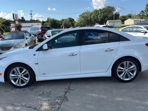 Used 2014 Chevrolet Cruze LTZ w/ RS Package FWD image 2