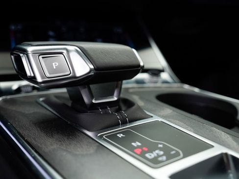 Certified 2025 Audi A6 Premium Plus w/ Premium Plus Package AWD/4WD image 16