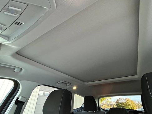 Used 2016 Ford Escape SE AWD/4WD image 18