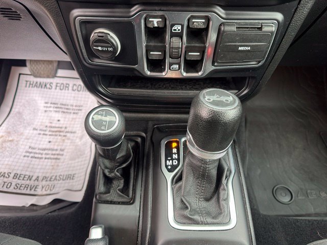 Used 2019 Jeep Wrangler Unlimited Sport S AWD/4WD image 17