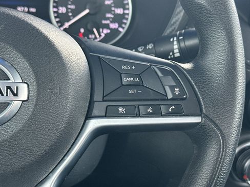 Used 2023 Nissan Sentra SV FWD image 29