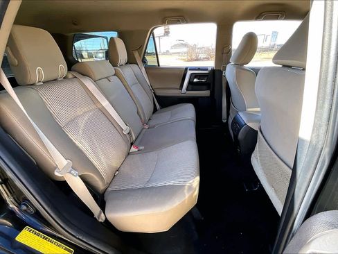 Used 2014 Toyota 4Runner SR5 image 17