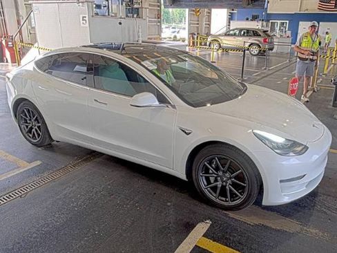Used 2020 Tesla Model 3 Long Range AWD/4WD image 2