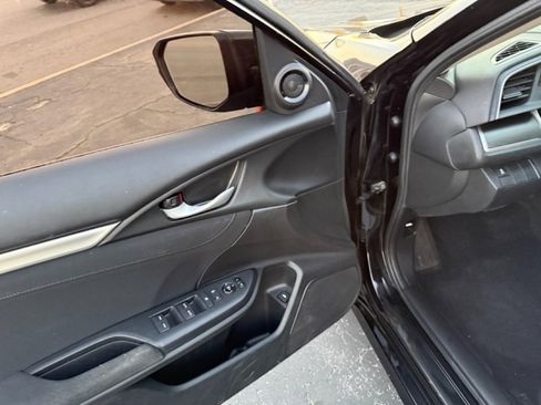 Used 2018 Honda Civic EX image 13