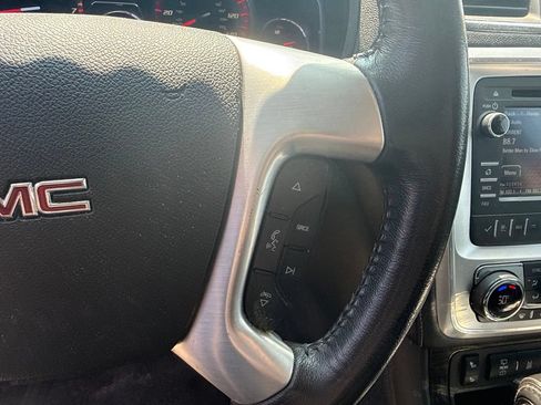 Used 2016 GMC Acadia SLT AWD/4WD image 19