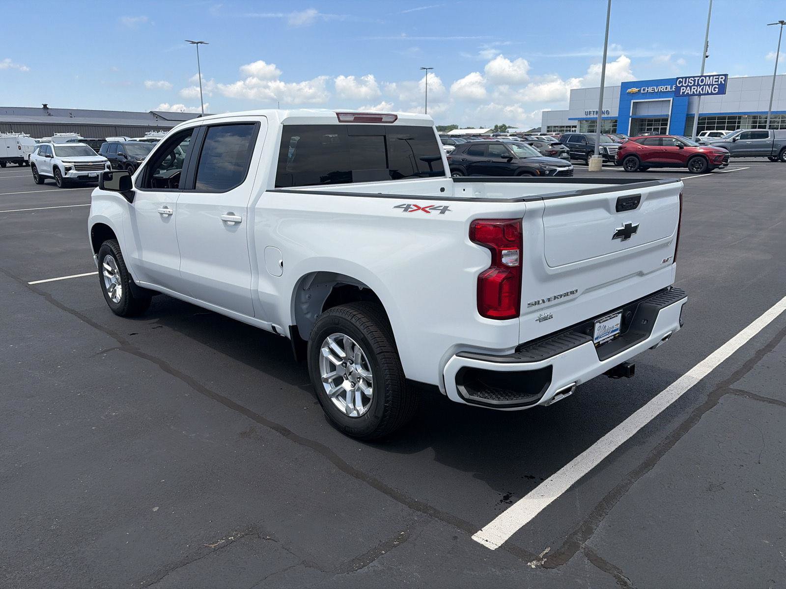 New 2026 Chevrolet Silverado 1500 RST w/ Convenience Package II AWD/4WD image 10