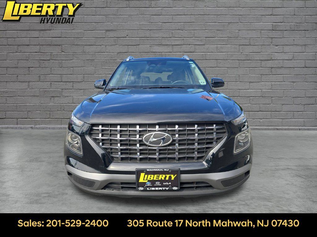 Certified 2023 Hyundai Venue SEL w/ Cargo Package FWD image 9