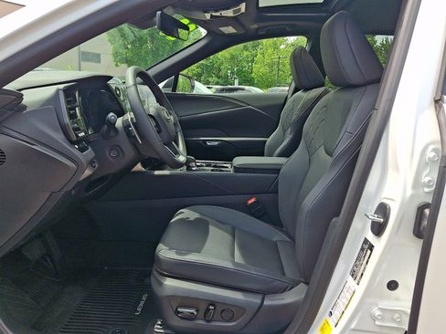 Certified 2023 Lexus RX 350 Premium w/ Accessory Package AWD/4WD image 14