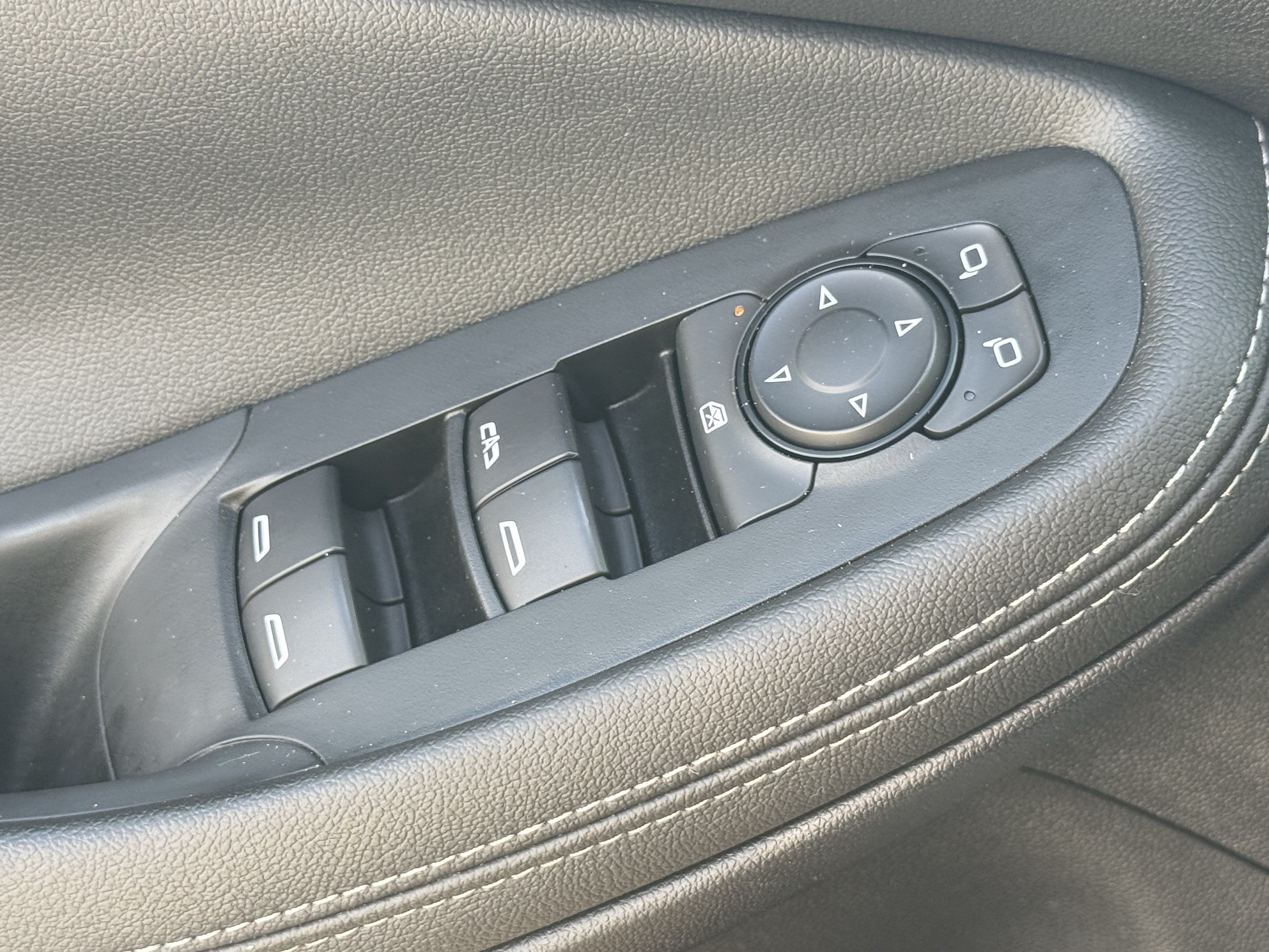 Used 2023 Buick Encore GX Preferred FWD image 26