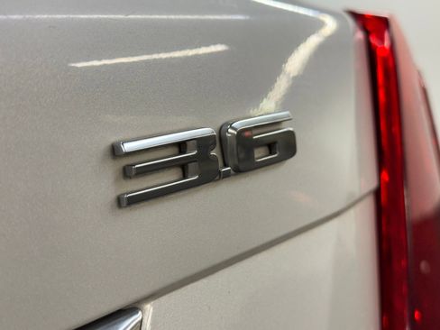 Used 2018 Cadillac XT5 Premium Luxury image 7