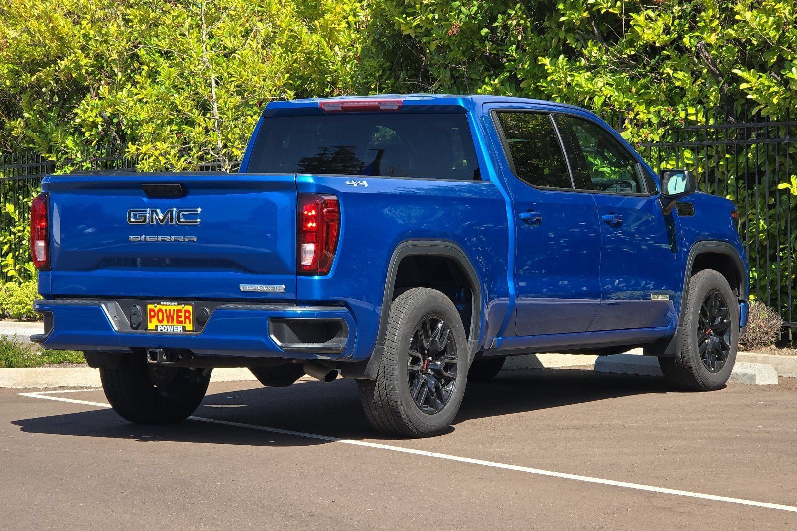 Used 2024 GMC Sierra 1500 Elevation AWD/4WD image 4