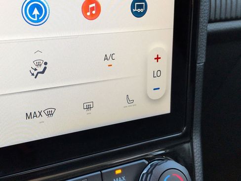 Used 2025 Ford Ranger Lariat w/ Chrome Accent Package image 22