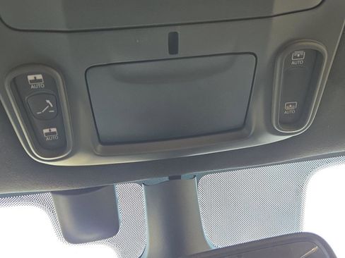 Used 2021 Chrysler Pacifica Pinnacle image 48