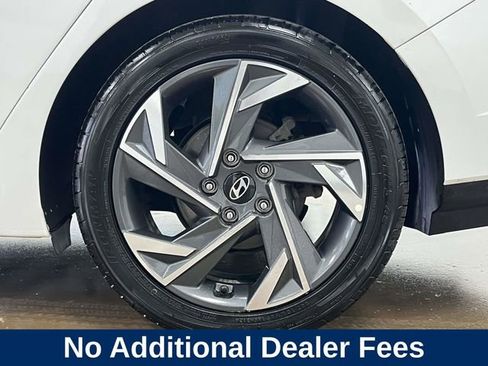 Used 2024 Hyundai Elantra Limited FWD image 13