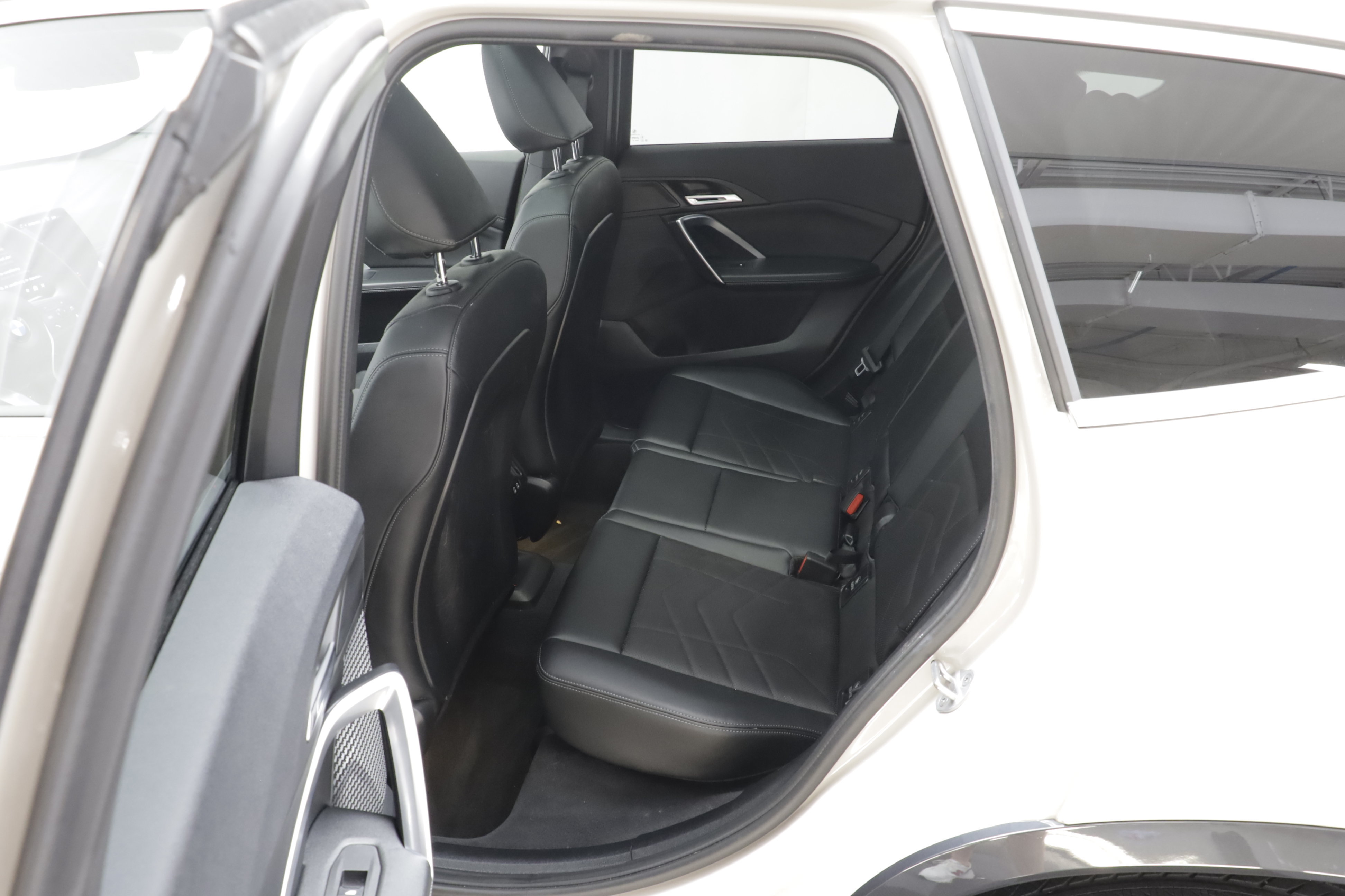 Used 2026 BMW X1 xDrive28i AWD/4WD image 18