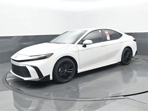 New 2026 Toyota Camry SE image 22