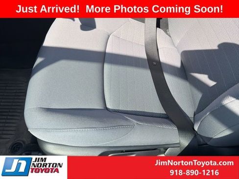 Used 2026 Toyota Corolla Cross SE image 10