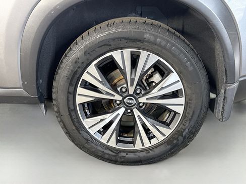 Used 2022 Nissan Rogue SV FWD image 37
