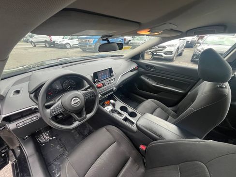 Used 2023 Nissan Altima 2.5 S FWD image 24