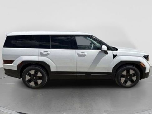 New 2026 Hyundai Santa Fe SE AWD/4WD image 8