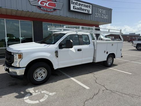 Used 2021 Ford F250 XL w/ STX Appearance Package RWD image 1