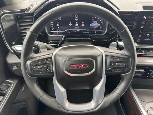 Used 2024 GMC Sierra 1500 SLT w/ SLT Convenience Package AWD/4WD image 10