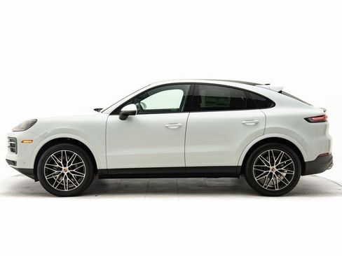 New 2026 Porsche Cayenne Coupe image 2