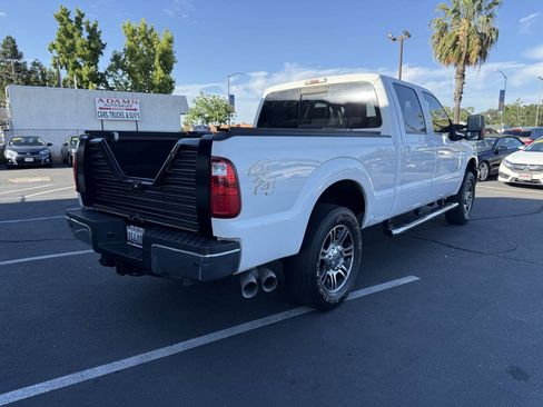 Used 2012 Ford F250 Lariat w/ Lariat Ultimate Pkg AWD/4WD image 3