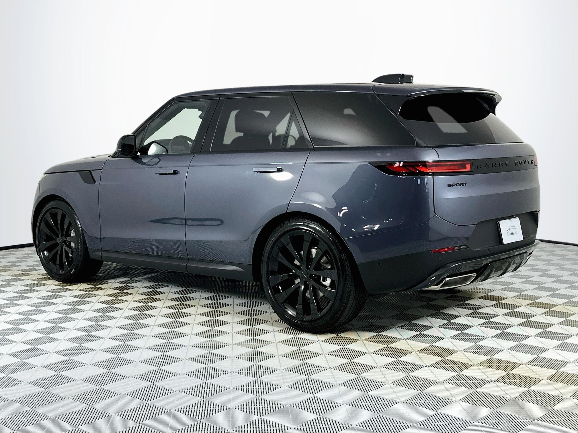 New 2026 Land Rover Range Rover Sport SE AWD/4WD image 7