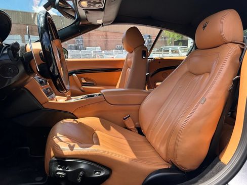 Used 2013 Maserati GranTurismo Convertible RWD image 14
