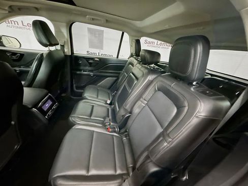 Used 2025 Lincoln Aviator Reserve AWD/4WD image 26