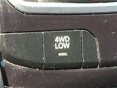 Used 2022 Jeep Compass Trailhawk image 28